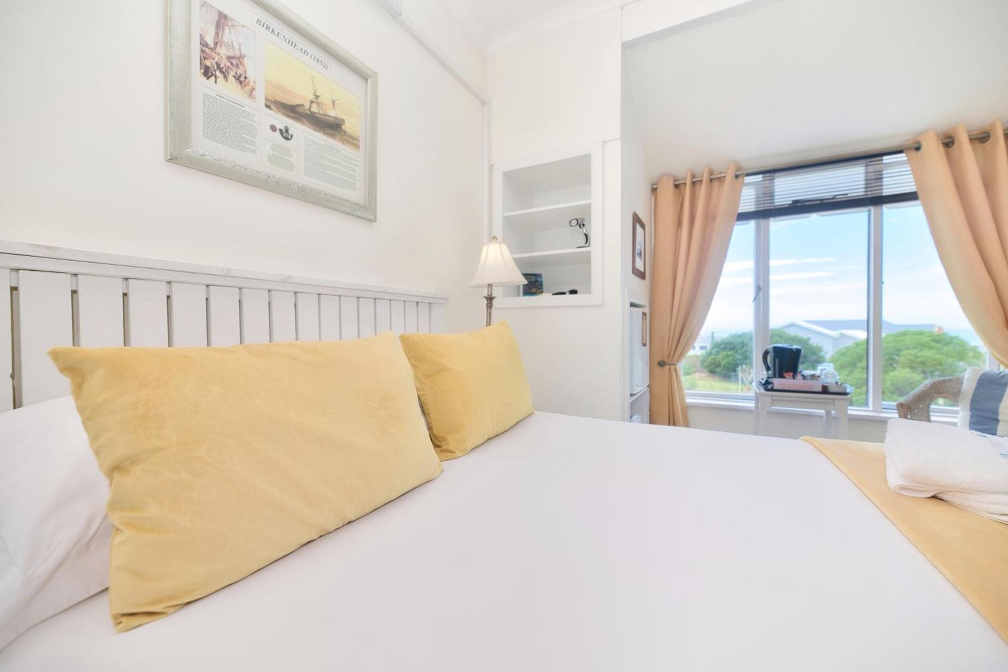 Mermaid Guest House Struisbaai Eksteriør billede